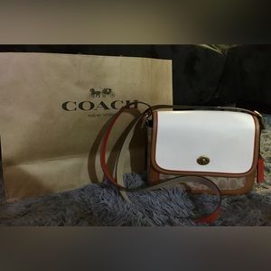 💯% Authentic Coach Crossbody Bag